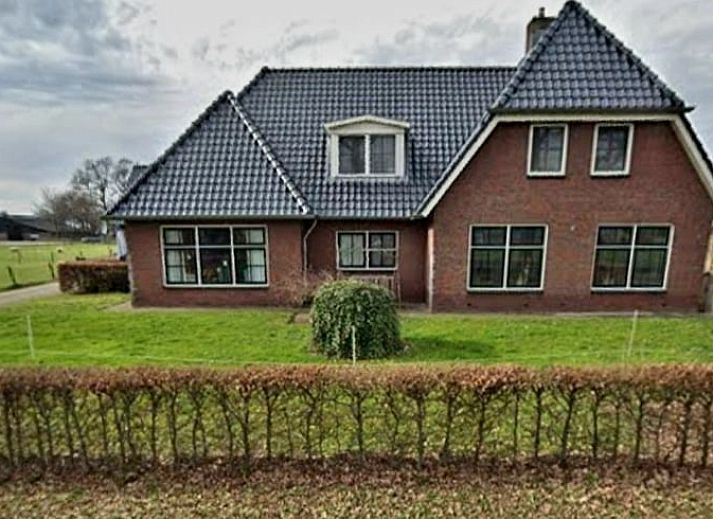 Vooraanzicht van Huisje in Den Ham, een charmant vakantiehuis in Twente, Overijssel.