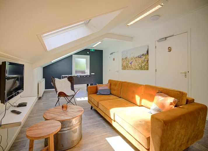 Moderne Kueche im Ferienhaus in de Lutte, Twente, Overijssel mit geraeumigen Arbeitsflaechen und Geraeten fuer einen komfortablen Aufenthalt.