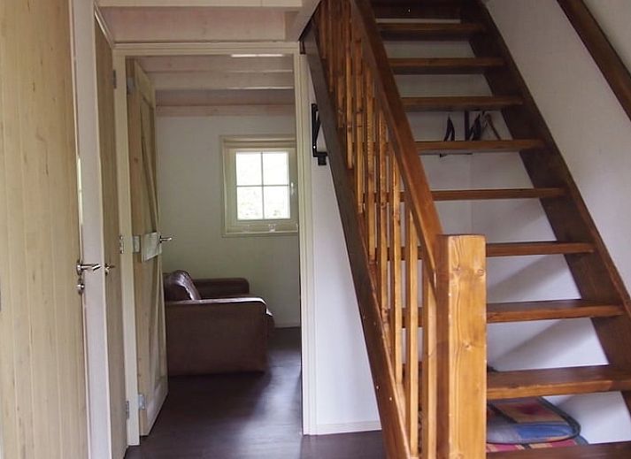 Vacation home in de Lutte, Twente with terrace and picnic table surrounded by nature in Overijssel.