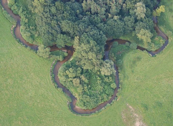 Vacation home in de Lutte, Twente, surrounded by green nature. Enjoy peace and quiet in this charming vacation home in Overijssel.