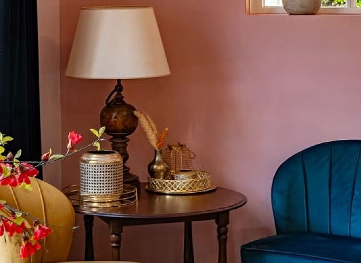 Entspannen Sie sich in der Sauna des Ferienhauses Landgoed Nieuwhuis in Ootmarsum, Twente, und geniessen Sie ein luxurioeses Wellness-Erlebnis.