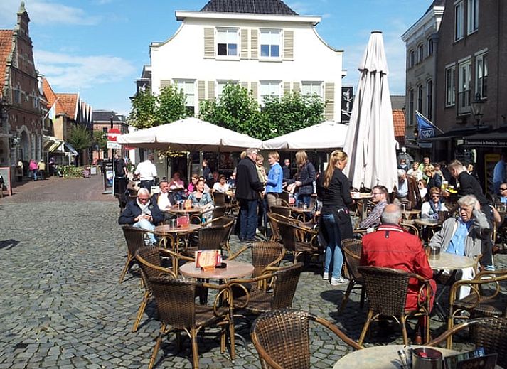 Stylish bathroom with double sink in vacation home Hezingen, Twente.