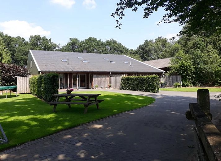 Gezellig vakantiehuisje in Hezingen met groene tuin, ideaal gelegen in Twente, Overijssel.