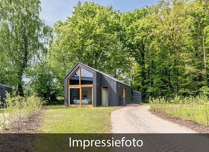 Vrijstaande woning in Beuningen, Twente, vakantiehuis omringd door groene natuur en rustgevende omgeving.