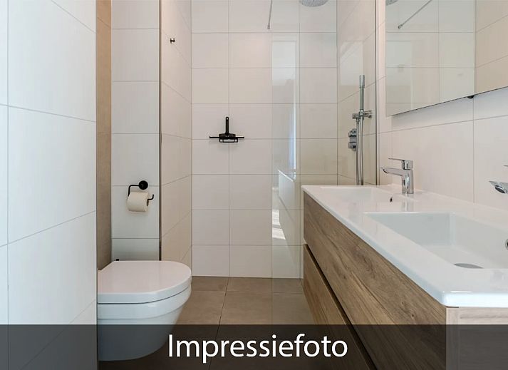 Terras van Vrijstaande woning in Beuningen, Twente, vakantiehuis met prachtig uitzicht op de natuur.