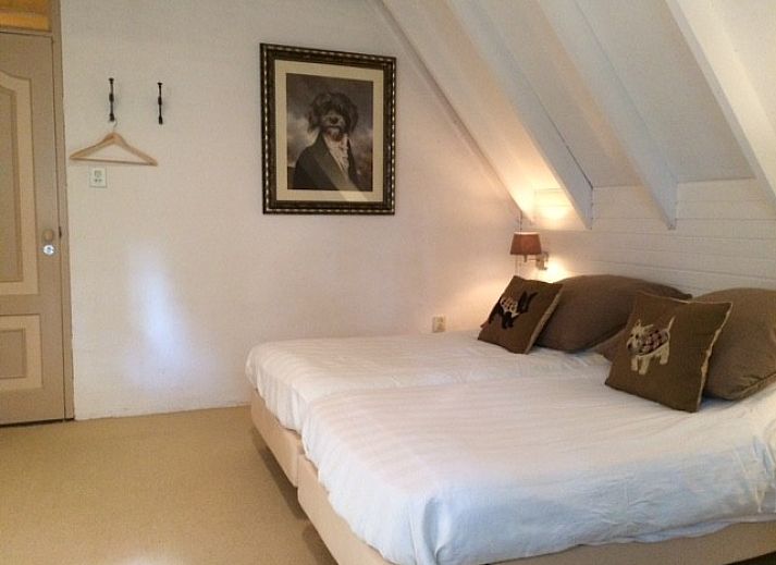 Gezellige keuken in VakantiehuisVasse.nl, vakantiehuis in Vasse, Twente. Geniet van moderne voorzieningen en landelijke charme in Overijssel.