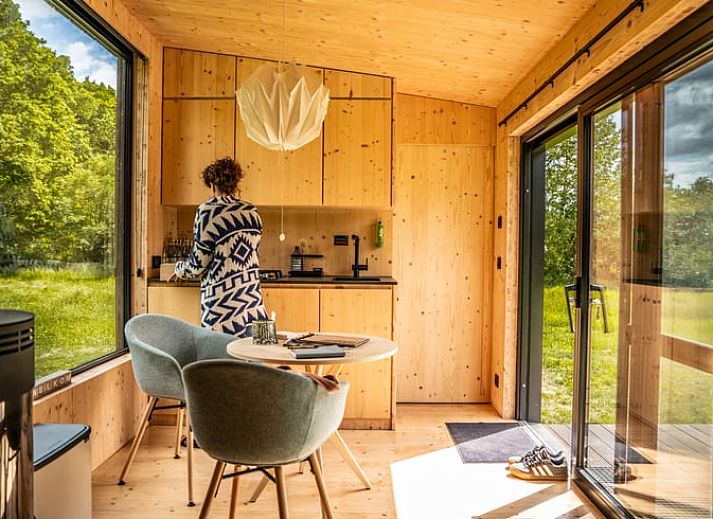 Geniessen Sie die Veranda von Holiday home in Tilligte, einem ruhig gelegenen Ferienhaus in Twente, Overijssel.