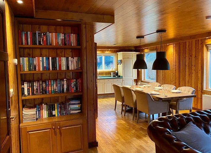 Vakantiehuis in Ambt Delden, Twente, omringd door groene natuur en rustieke charme.