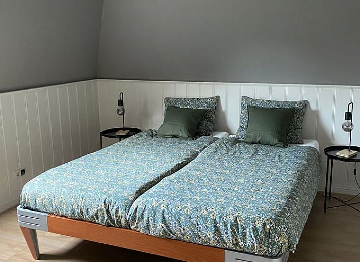 Entrance with gate to Holiday home in Ambt Delden, Twente, surrounded by nature.