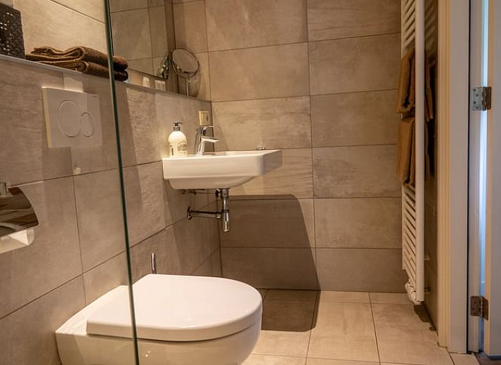 Modern kitchen in Cottage in Rossum, vacation home in Twente, Overijssel.
