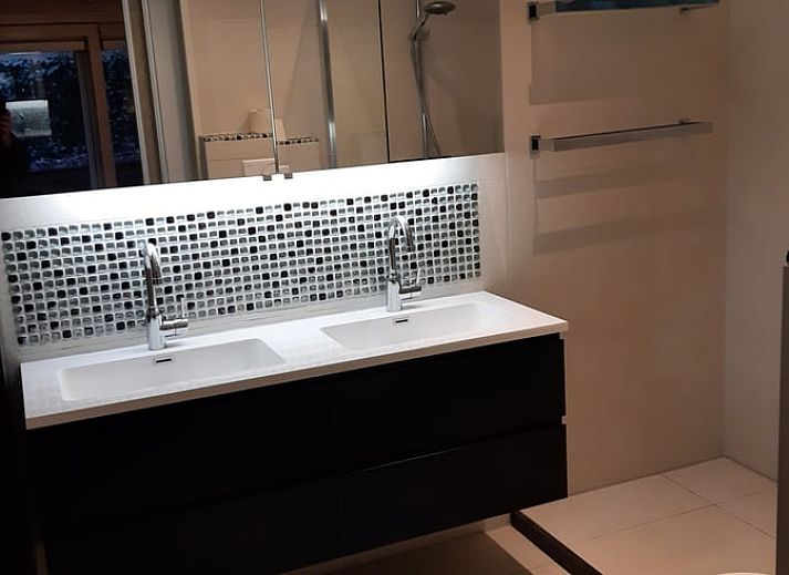 Rustieke omgeving bij Huisje in Haaksbergen, vakantiehuis in Twente, Overijssel, omgeven door groene natuur en historische charme.