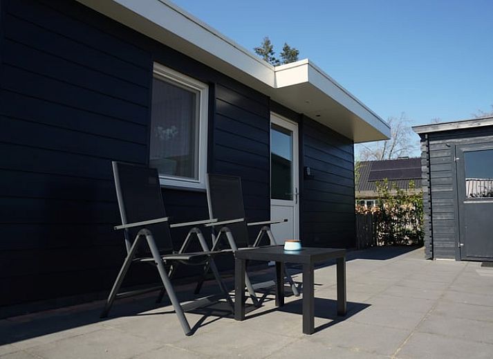 Ferienhaus in Haaksbergen, gelegen im gruenen Twente, Overijssel. Geniessen Sie die ruhige Umgebung und die sonnige Terrasse dieses Ferienhauses.