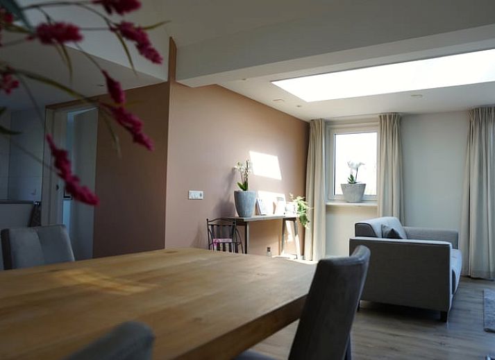 Ferienhaus in Haaksbergen mit sonniger Terrasse und gruener Umgebung in Twente, Overijssel. Gemuetlicher Aufenthalt in der Natur.