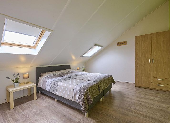 Modern kitchen in 't Katreel vacation home, Haaksbergen, equipped with all conveniences in Twente, Overijssel.
