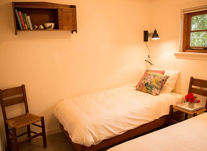 Huisje in Diepenheim, een idyllisch vakantiehuis omgeven door weelderige natuur in Twente, Overijssel, perfect voor een rustgevend verblijf.