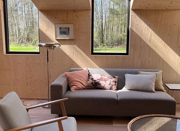 Stijlvolle woonkamer van Vakantiehuis in Diepenheim, comfortabele vakantiewoning in Twente, Overijssel.