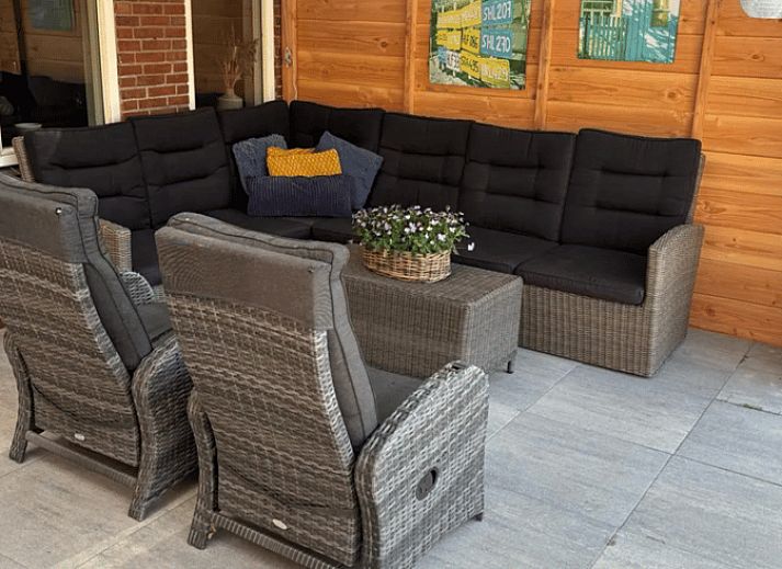 Gemuetliche Veranda im Cottage in Enschede, Ferienhaus in Twente, Overijssel.