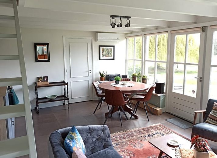 Cottage in Oldenzaal, Ferienhaus in Twente, umgeben von gruener Natur und Ruhe.