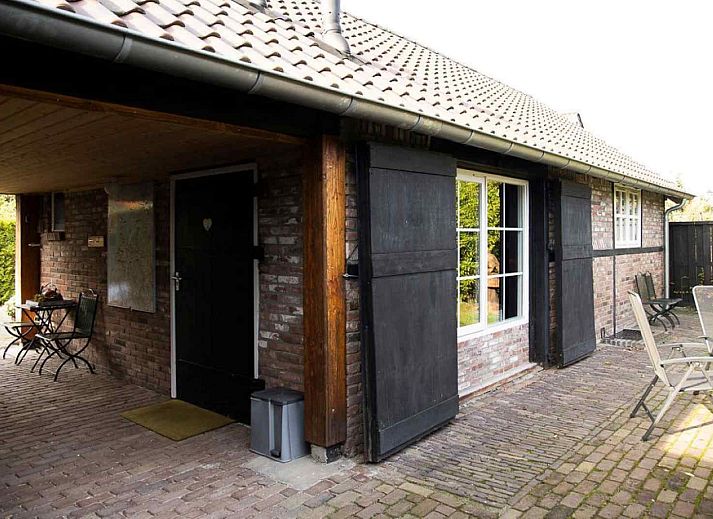 Vakantiehuis OV424 in Westerhaar-Vriezenveensewijk met groene tuin en terras in Twente, Overijssel.