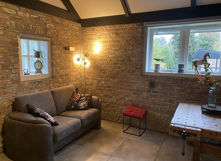 Moderne keuken in vakantiehuis OV424, Westerhaar-Vriezenveensewijk, Twente, Overijssel.