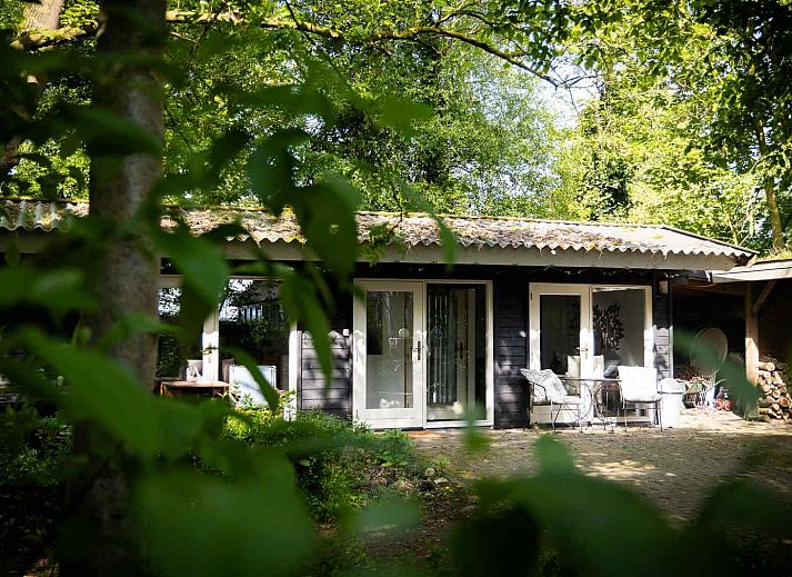 Verblijf 522809 • Vakantiewoning Twente • Sfeervolle 2-persoons bungalow nabij