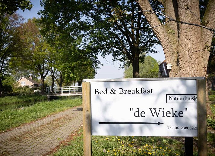 Gezellige eetkamer in OV604 vakantiehuis, Westerhaar-Vriezenveensewijk, Twente.
