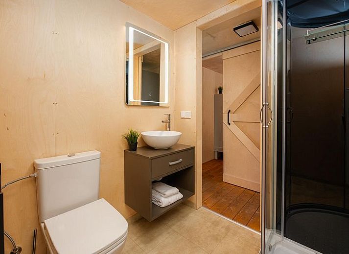 Guest house 523103 - Tent house Twente - Twentse tentsuite XL met privé sanitair