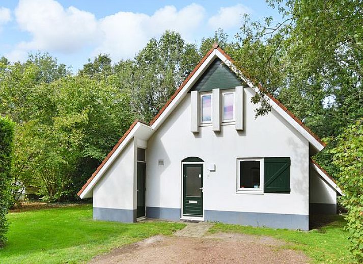 Guest house 523109 • Bungalow Twente • Landgoed De Elsgraven | 4-6-persoons bungalow | 4-6C2