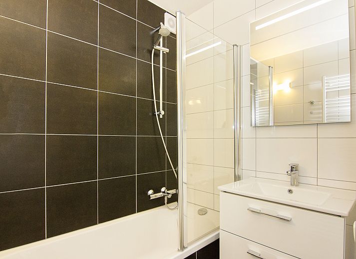 Landgut De Elsgraven in Enter, Twente mit charmantem 4-Personen-Bungalow und gruener Umgebung.