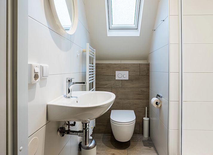 Geraeumige Sitzecke im 4-Personen-Bungalow Landgoed De Elsgraven in Enter, Twente.