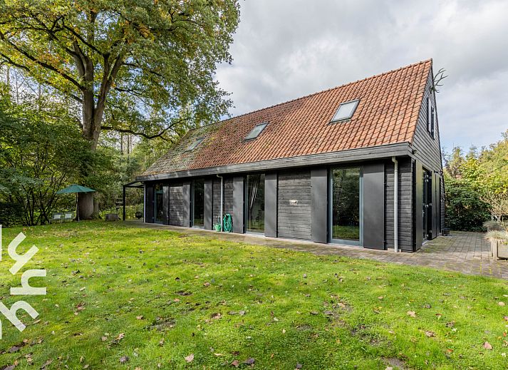 Vacation home OV659 in Enter, Twente with spacious garden and green surroundings.