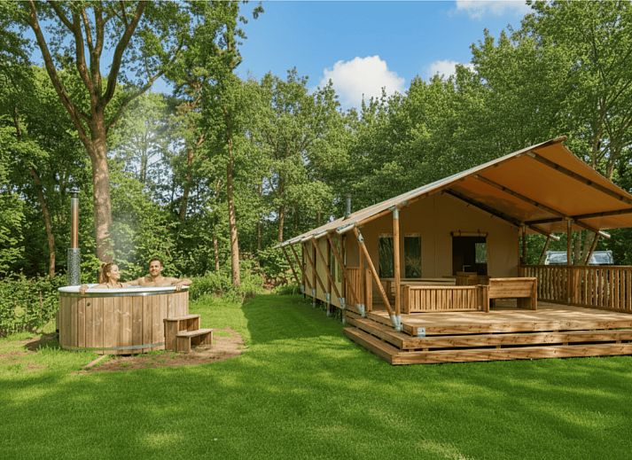 Guest house 523423 - Tent house Twente - Safaritent Comfort met privé Hottub