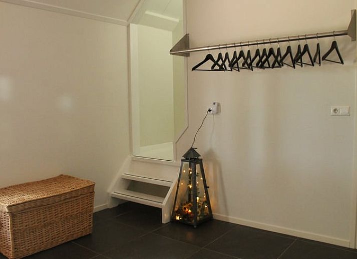 Cozy living room in vacation home in Denekamp, Twente, overlooking the garden. Comfortable vacation home in Overijssel.