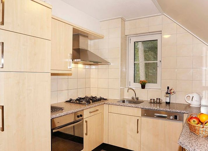 Spacious living room in Cottage in Deurningen, vacation home in Twente, Overijssel with comfortable seating area.