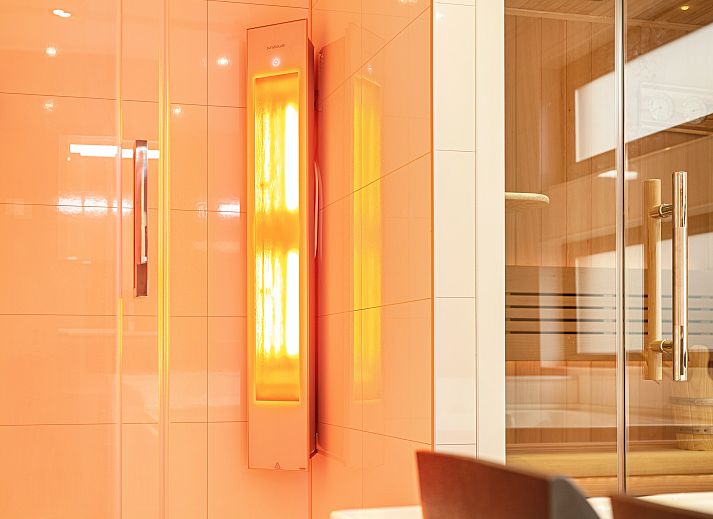 Gezellige woonkamer met uitzicht bij Sallandse Heuvelrug 2-persoons woning in Hoge Hexel, Twente, Overijssel.