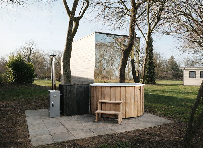 Verblijf 524623 - Vakantiewoning Twente - River Mirrorlodge met bubbeltub en panoramaview