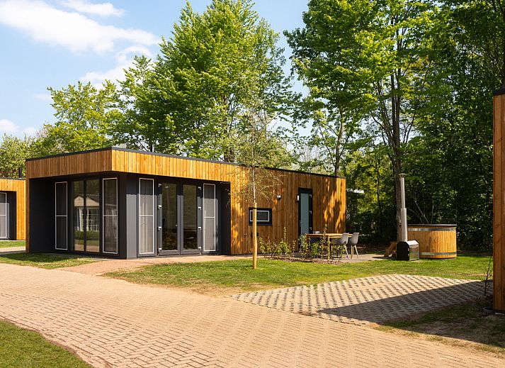Verblijf 524626 - Vakantiewoning Twente - Happy Oak wellnesslodge met bubbeltub, ligbad, sauna en