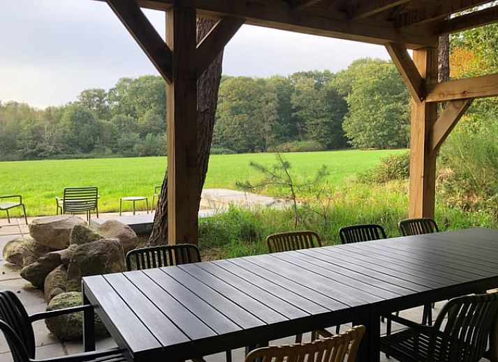 Moderne keuken in Vakantiehuis in Agelo, ideaal voor culinair genieten in Twente, Overijssel.
