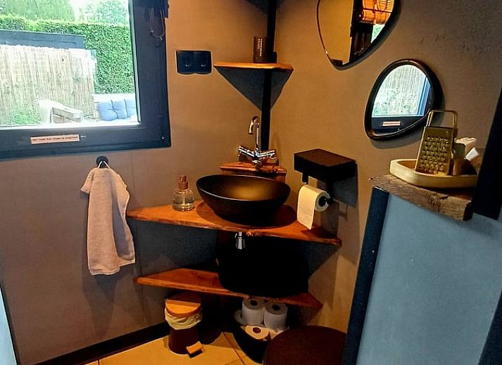 Knusse binnenruimte van Huisje in Vroomshoop, vakantiehuis in Twente, Overijssel.