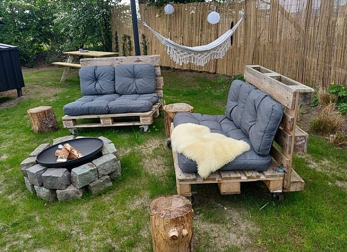 Knusse binnenruimte van Huisje in Vroomshoop, vakantiehuis in Twente, Overijssel.