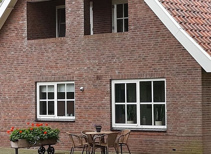 Vacation home in Lattrop Breklenkamp with charming brick facade in Twente, Overijssel.