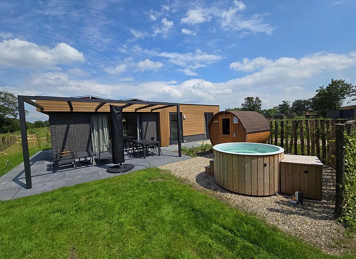 Verblijf 526831 - Vakantiewoning Twente - Vakantievilla Amalia 4 met hondenhek, sauna en hottub