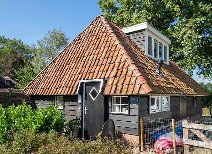 Gemuetliche Terrasse im Cottage in Broekland, Ferienunterkunft in Salland, Overijssel.
