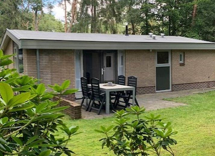 Verblijf 530205 • Bungalow Salland • Vakantiepark de Lindenberg 4