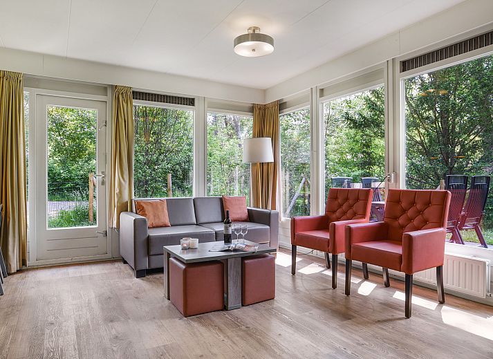 Rustic dog bungalow Twenhaarsveld in Holten, surrounded by green nature in Salland, Overijssel.