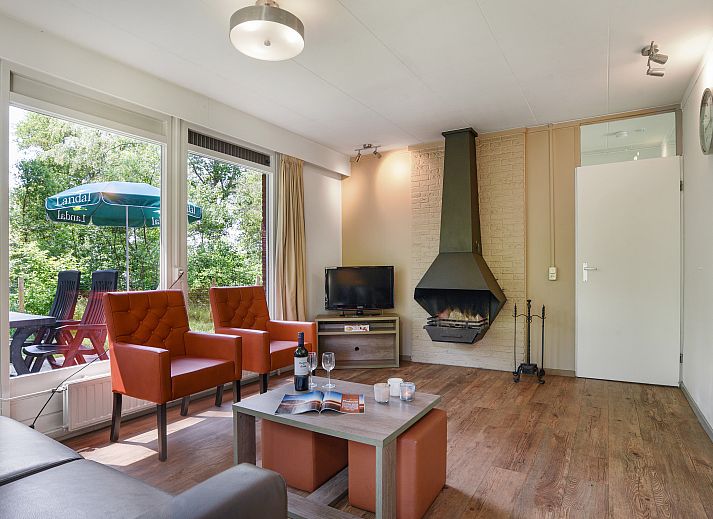 Rustic dog bungalow Twenhaarsveld in Holten, surrounded by green nature in Salland, Overijssel.