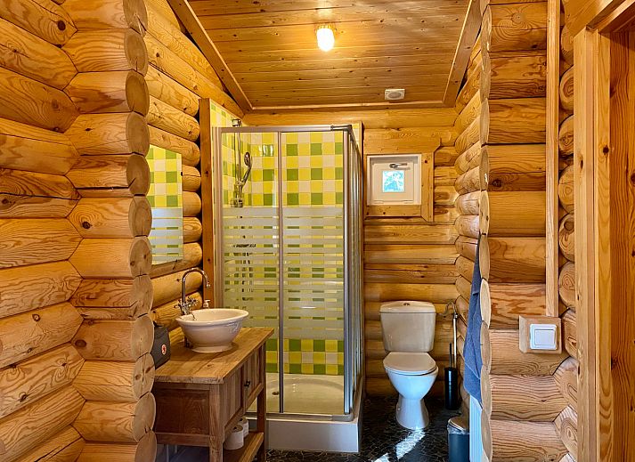 Unterkunft 5302161 - Ferienhaus Salland - Romantic Lodge met hottub&bad