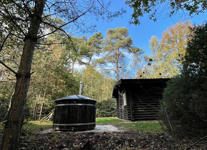 Unterkunft 5302170 - Ferienhaus Salland - Vakantiehuis Outdoors Holten - Family Lodge met bad & hottub