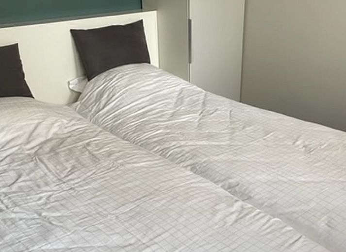 Geniet van het prachtige uitzicht op de groene velden vanuit Huisje in Holten, een vakantiehuis in het serene Salland, Overijssel.