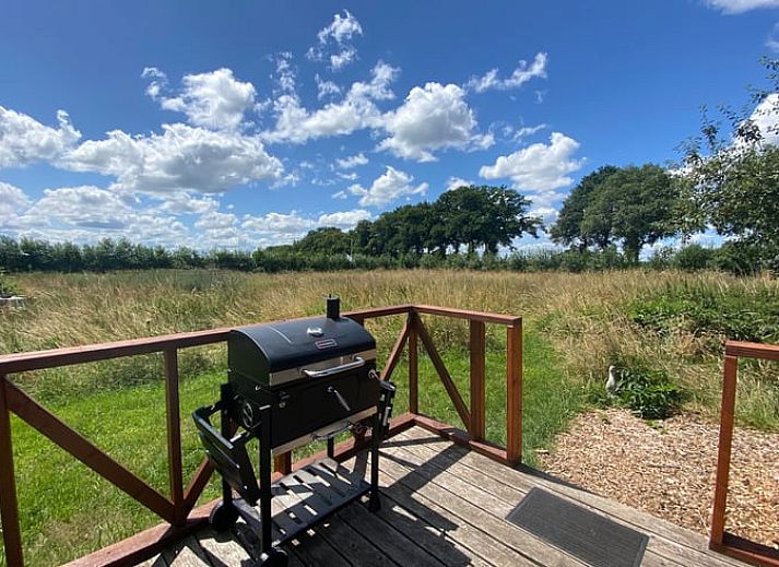 Cottage in Wijhe with wooden veranda in Salland, Overijssel.